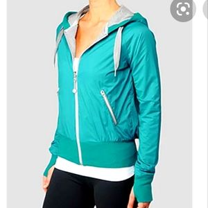Lululemon swell jacket